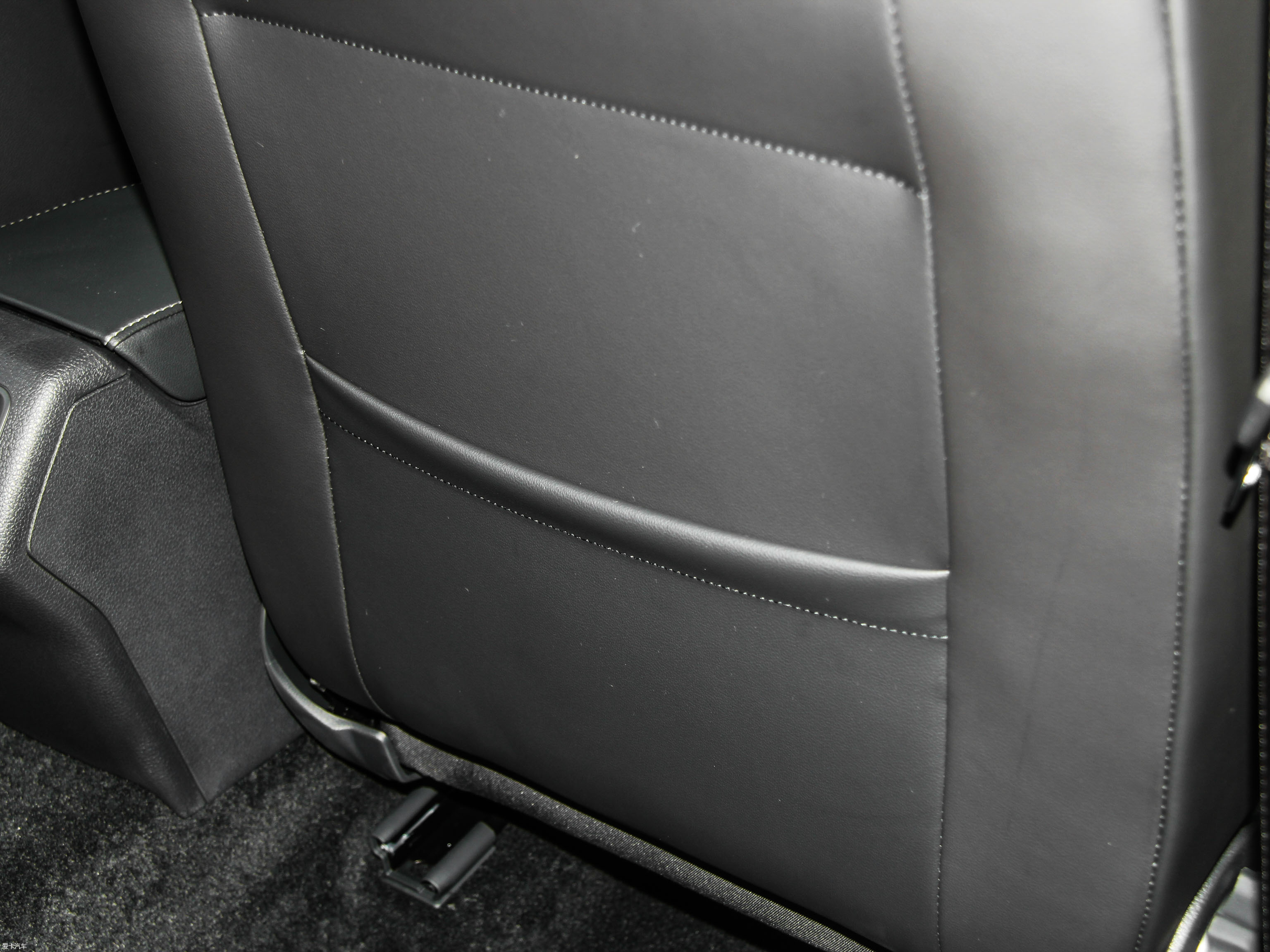 2015ߠ 1.4TSI ԄR-Line