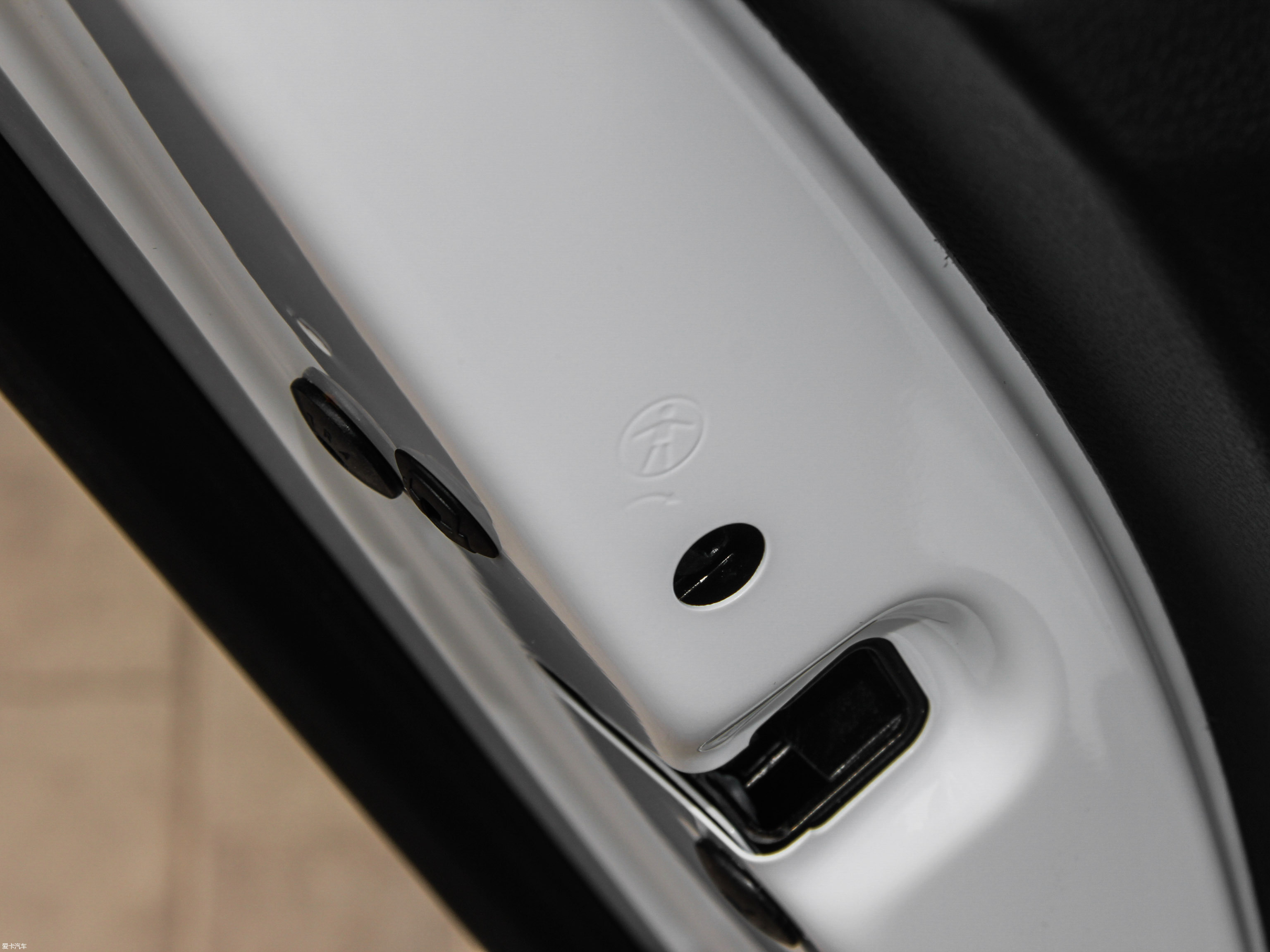 2015ߠ 1.4TSI ԄR-Line