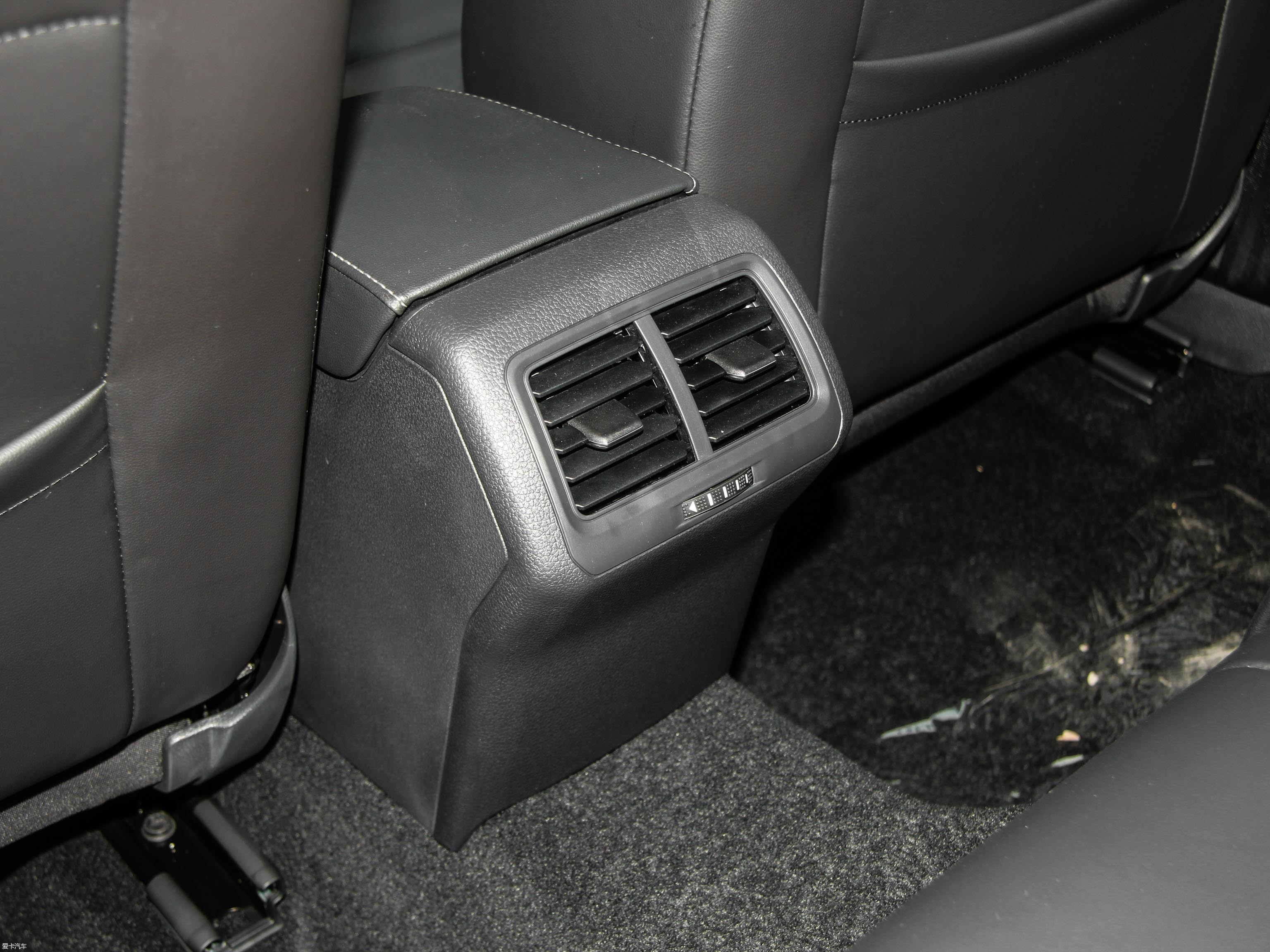 2015ߠ 1.4TSI ԄR-Line