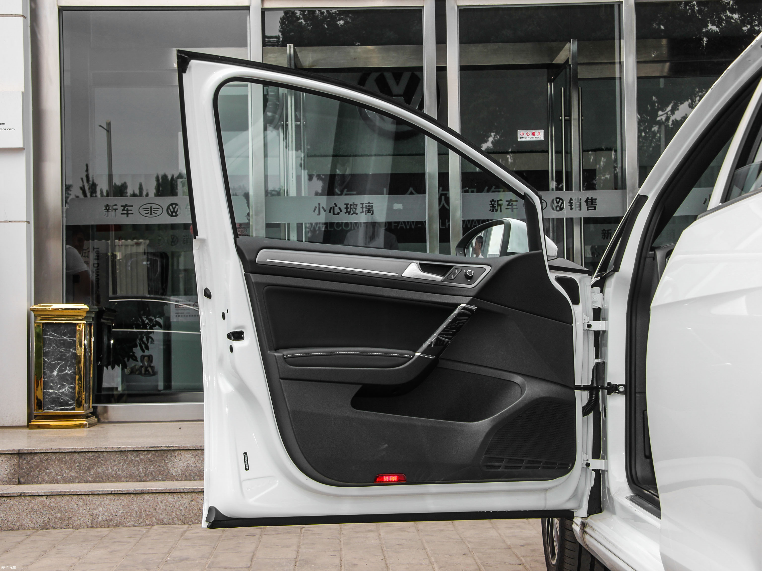 2015ߠ 1.4TSI ԄR-Line