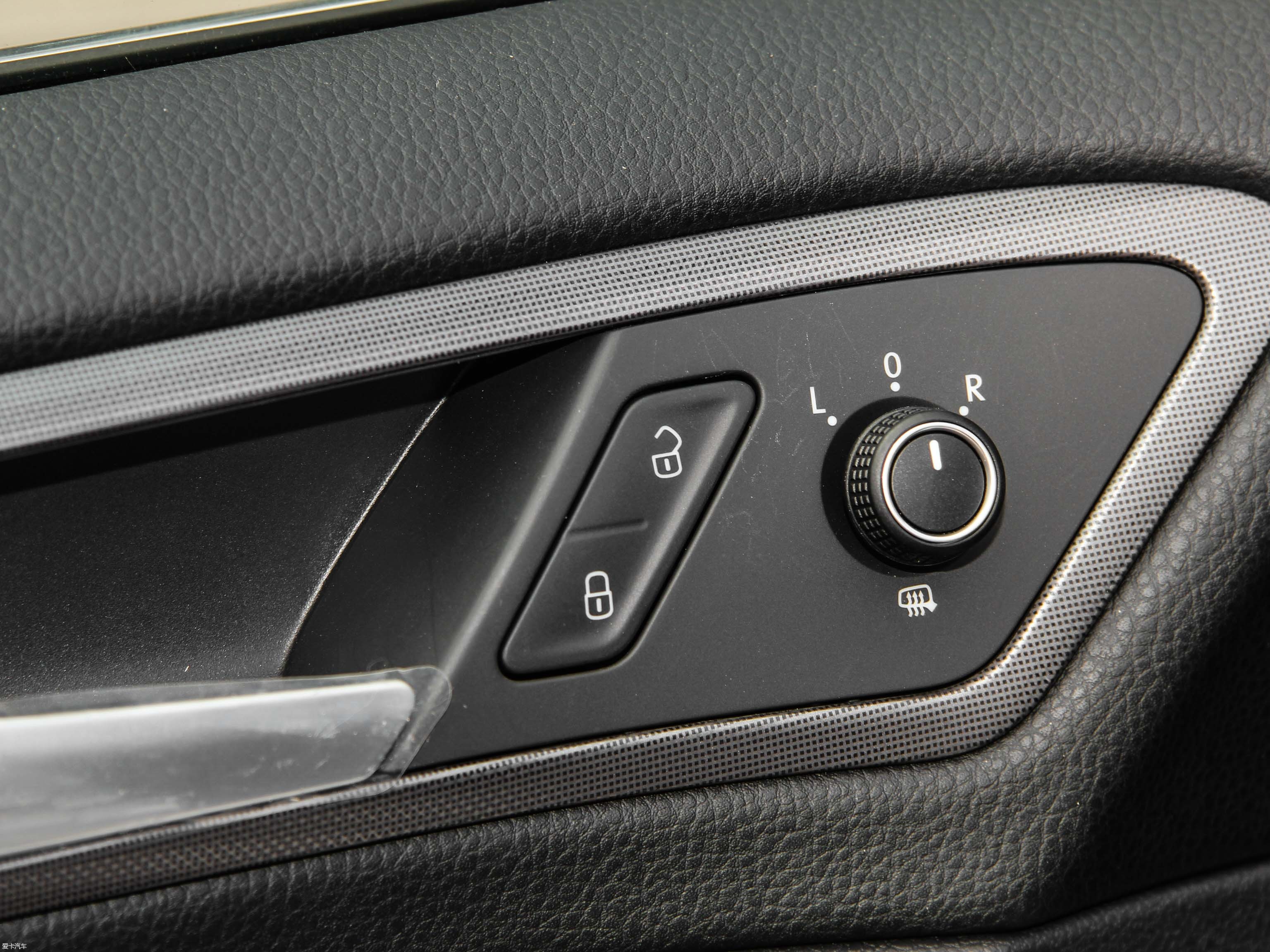 2015ߠ 1.4TSI ԄR-Line