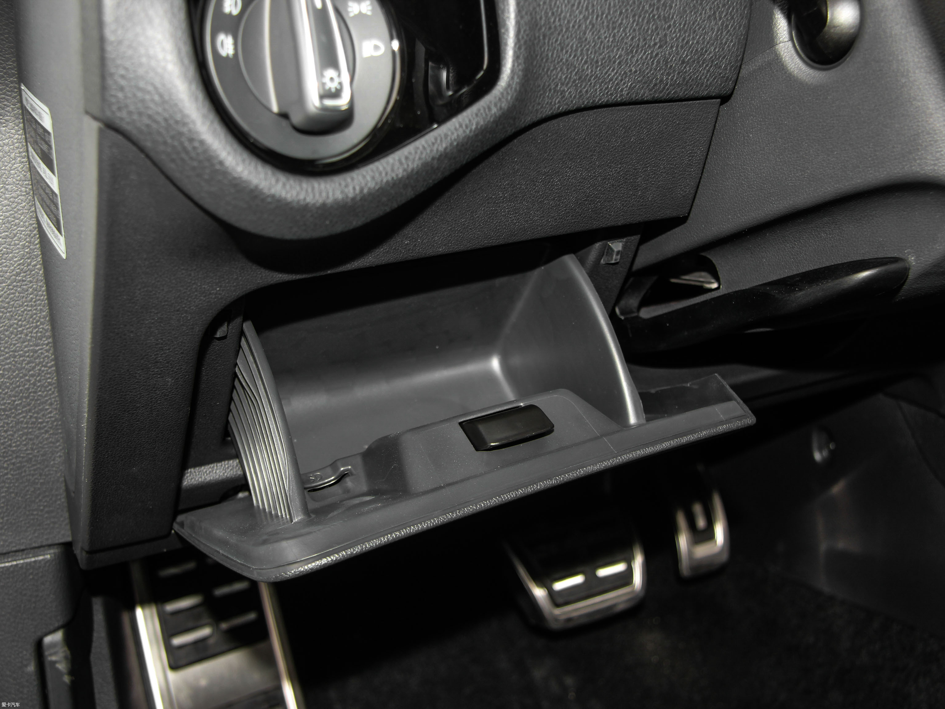 2015ߠ 1.4TSI ԄR-Line