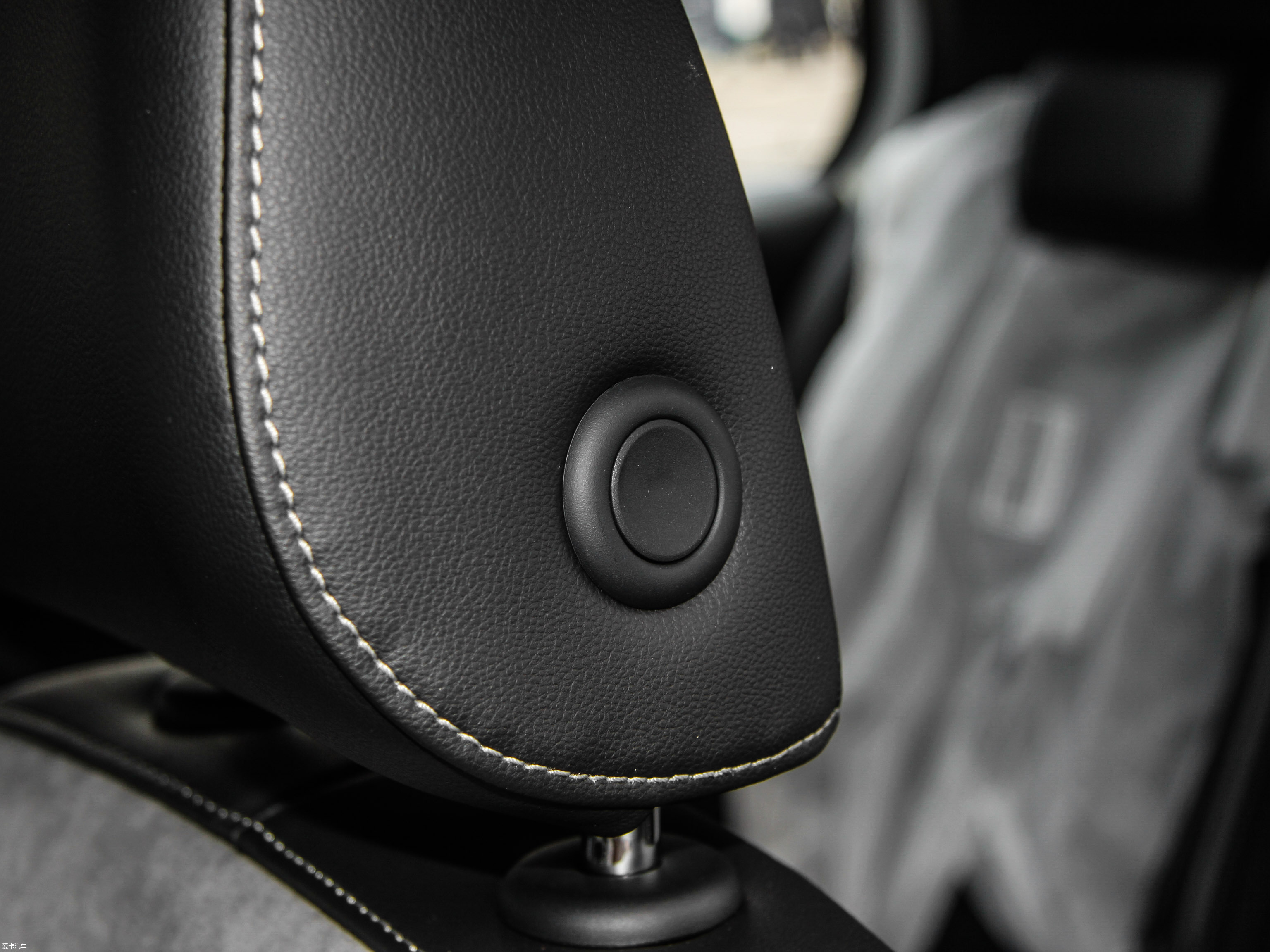 2015ߠ 1.4TSI Ԅ(dng)R-Line