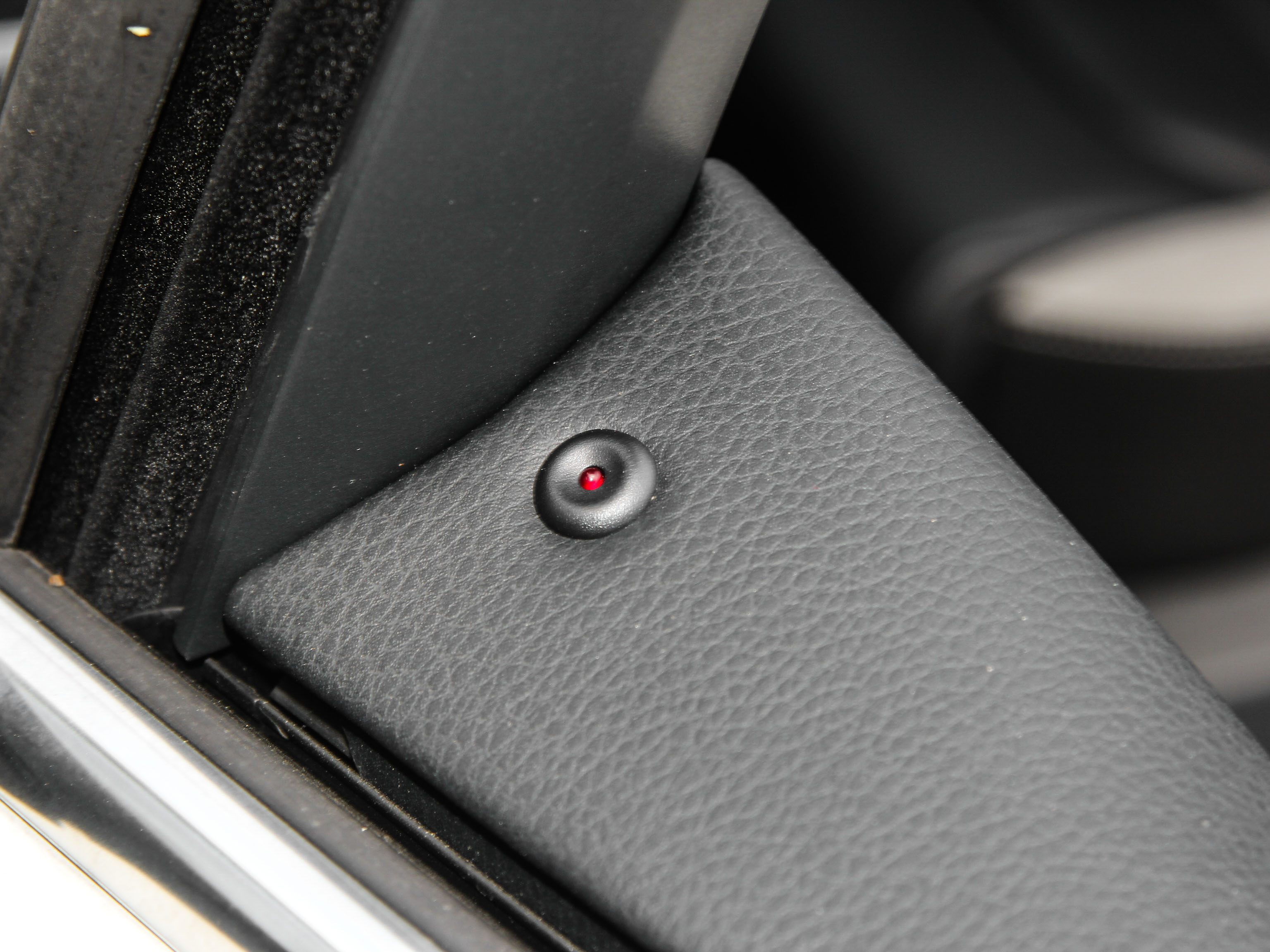 2015ߠ 1.4TSI ԄR-Line