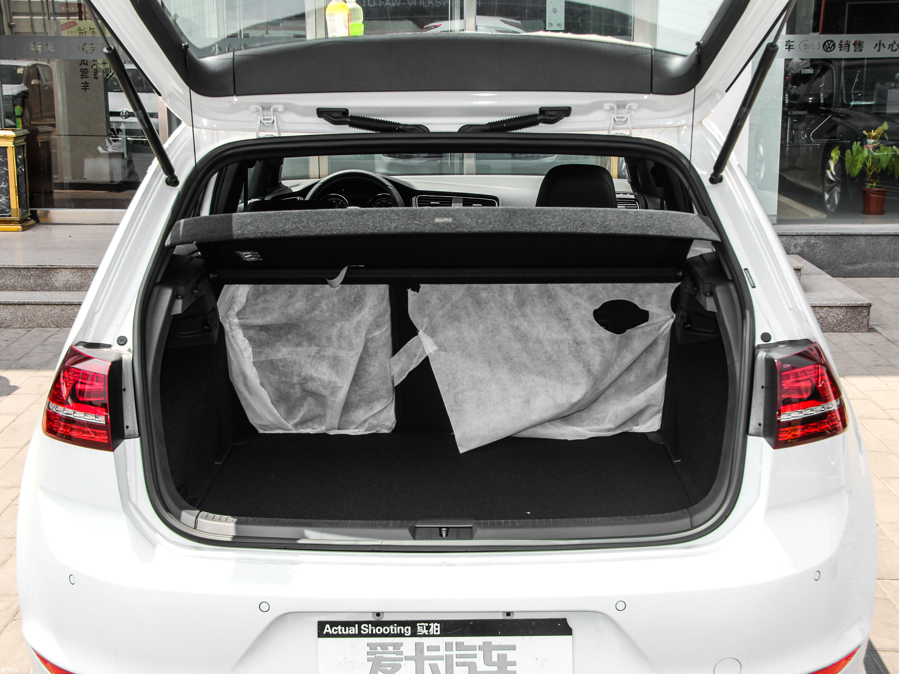 2015ߠ 1.4TSI ԄR-Line