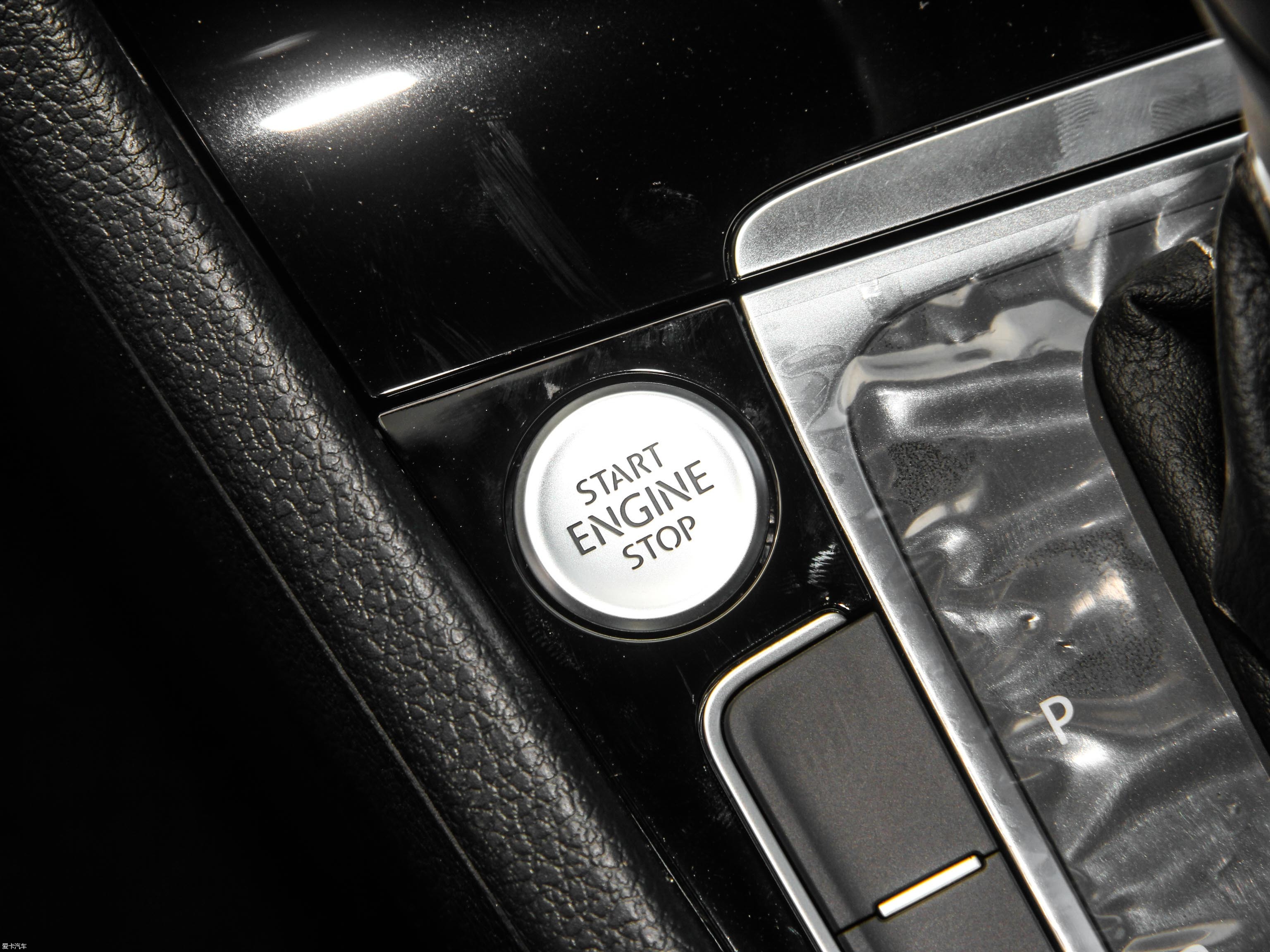 2015ߠ 1.4TSI ԄR-Line