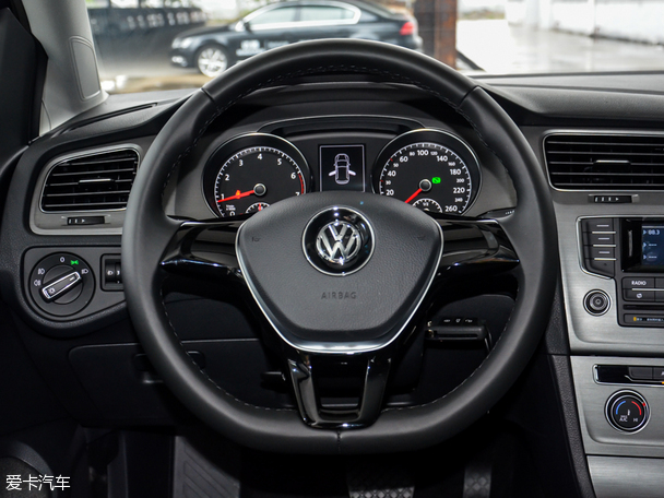 一汽-大眾2015款高爾夫