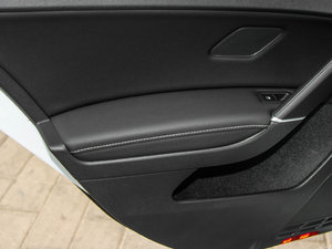 20151.4TSI ԄR-Line g