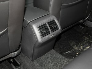 20151.4TSI ԄR-Line g