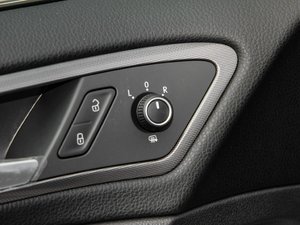 20151.4TSI ԄR-Line g