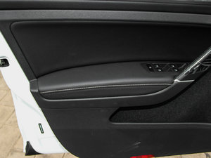 20151.4TSI ԄR-Line g