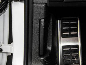 20151.4TSI ԄR-Line g