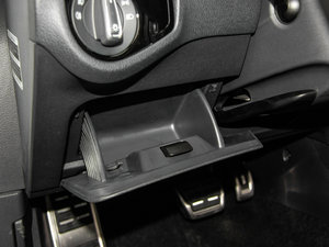 20151.4TSI ԄR-Line g