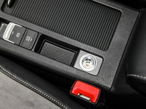 20151.4TSI ԄR-Line g