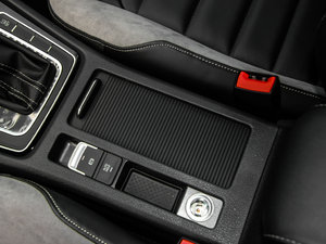 20151.4TSI ԄR-Line g