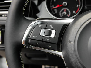 20151.4TSI ԄR-Line п؅^(q)