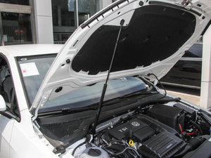 20151.4TSI Ԅ(dng)R-Line 