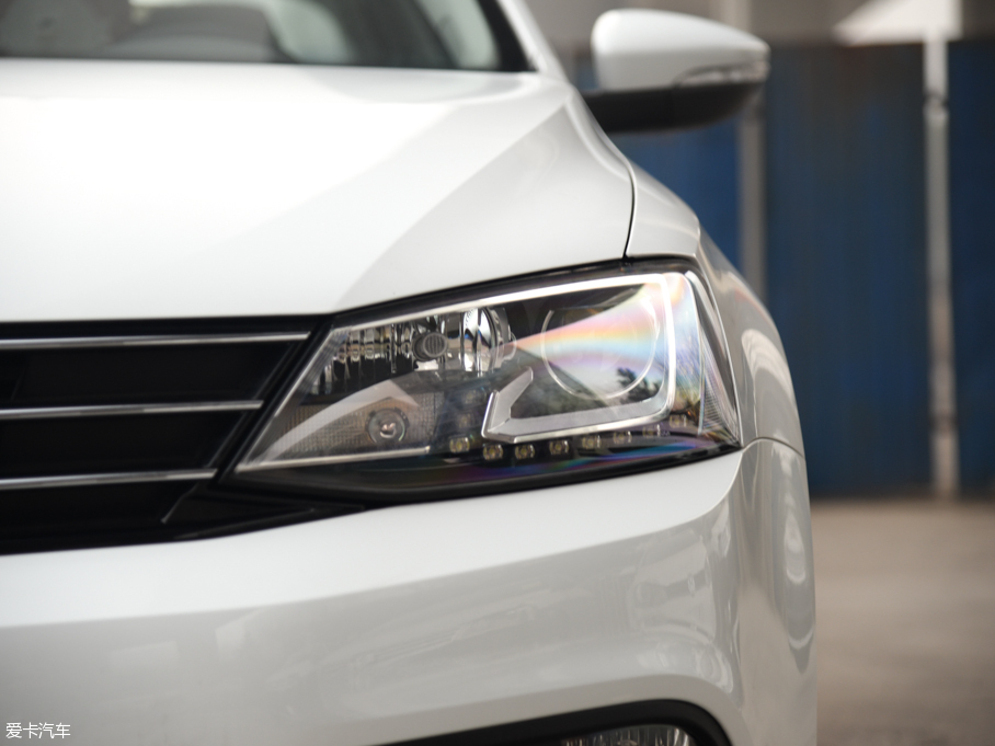 2015�����v 230TSI �ք����m��