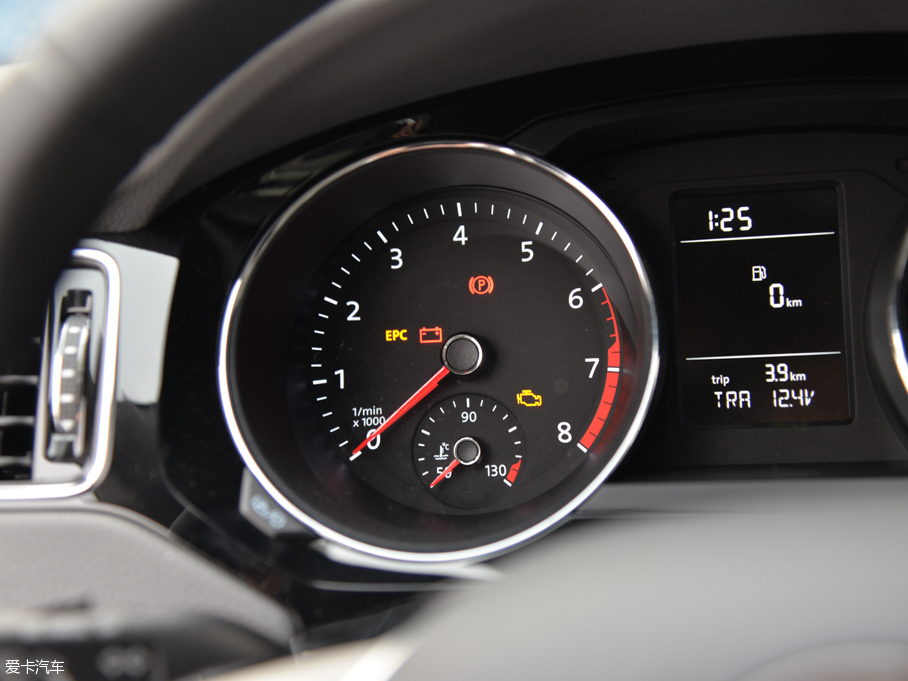 2015�����v 230TSI �ք����m��