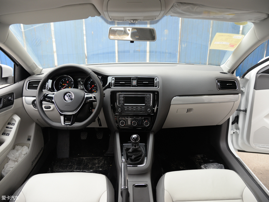 2015�����v 230TSI �ք����m��
