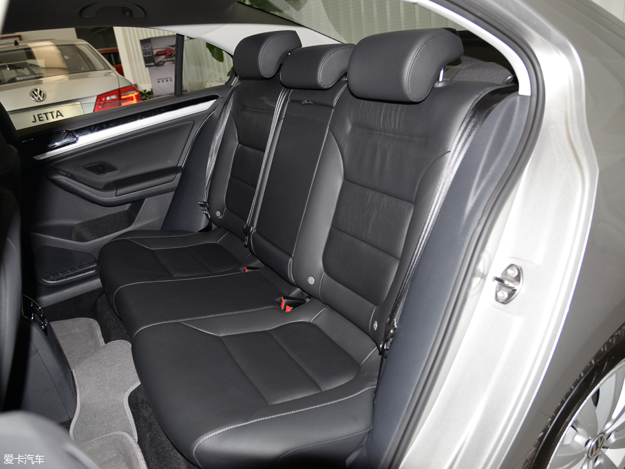 2015�����v 230TSI DSG���m��