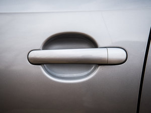 2015款1.4TSI 自动精英型 主驾门拉手