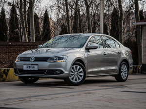 2015款1.4TSI 自动精英型 左前45度