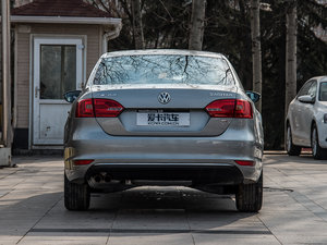 2015款1.4TSI 自动精英型 左后45度