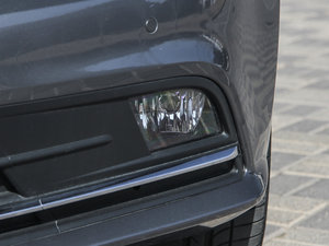 2015款280TSI DSG旗舰型 前雾灯