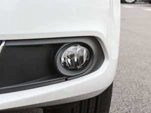 2015款1.6L 自动领先型 前雾灯