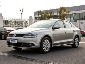2015款1.6L 手动领先型 左前45度