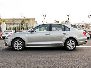 2015款1.6L 手动领先型 正侧（左）