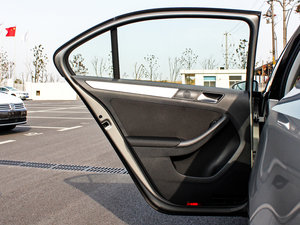 2015款1.6L 手动领先型 左后车门