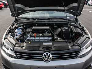 2015款1.6L 手动领先型 发动机
