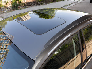 2015款230TSI DSG豪华型 车顶