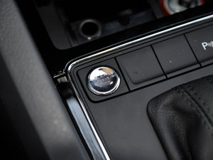 2015230TSI DSGA п؅^