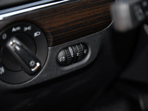 2015230TSI DSGA п؅^