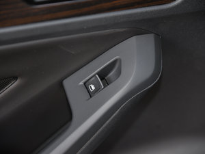 2015230TSI DSGA п؅^