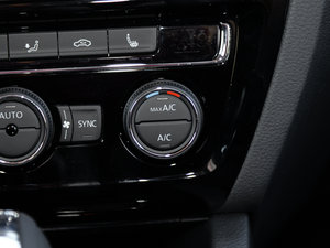 2015230TSI DSGA п؅^(q)