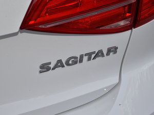 2015款1.6L 手动舒适型 细节外观