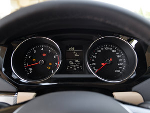 2015款1.6L 手动舒适型 仪表