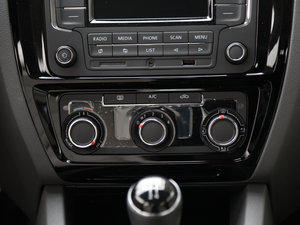 2015230TSI քm {(dio){(dio)(ji)