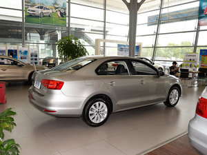 2015款230TSI DSG舒适型 整体外观