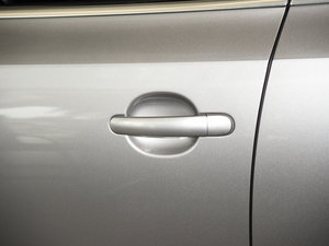 2015款230TSI DSG舒适型 主驾门拉手