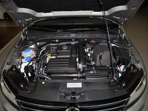 2015款230TSI DSG舒适型 发动机