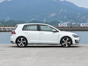 一汽-大眾2016款高爾夫GTI