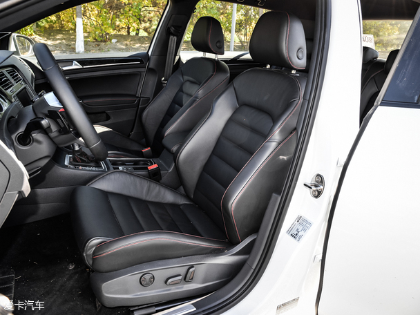 一汽-大眾2016款高爾夫GTI