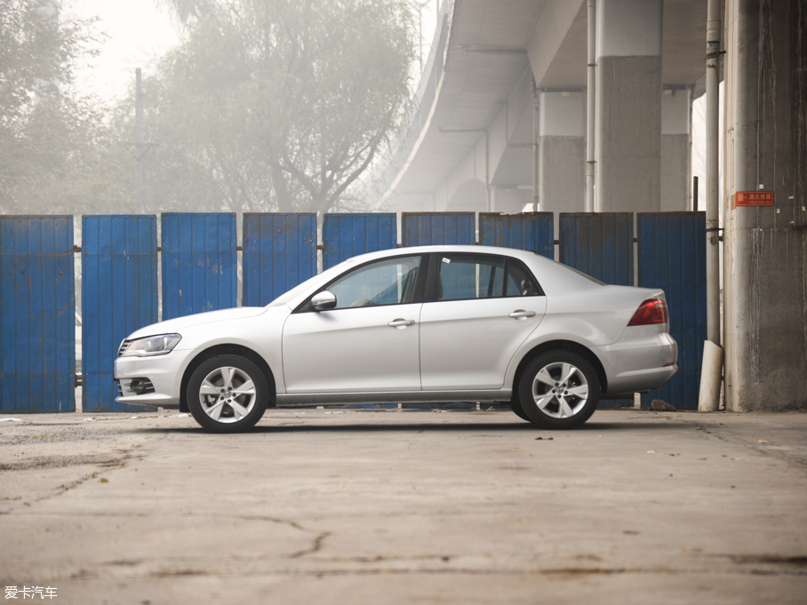 2015 |ݰ 1.6L քӕr