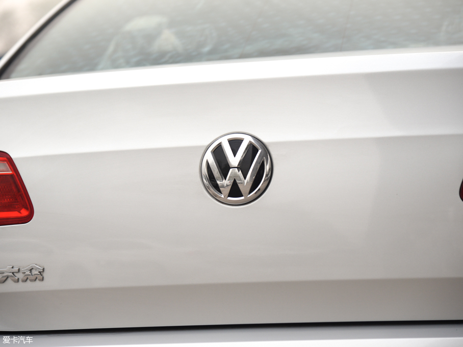 2015 |ݰ 1.6L քӕr