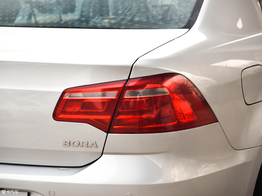 2015 |ݰ 1.6L քӕr